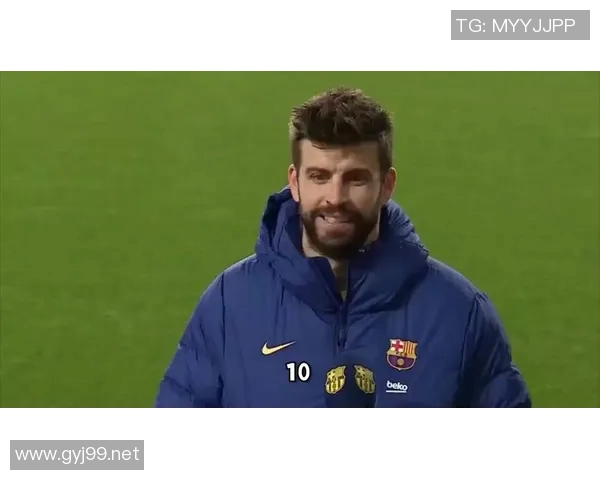 当前足坛球星风采：聚焦在役顶级球员的竞技状态与未来前景分析